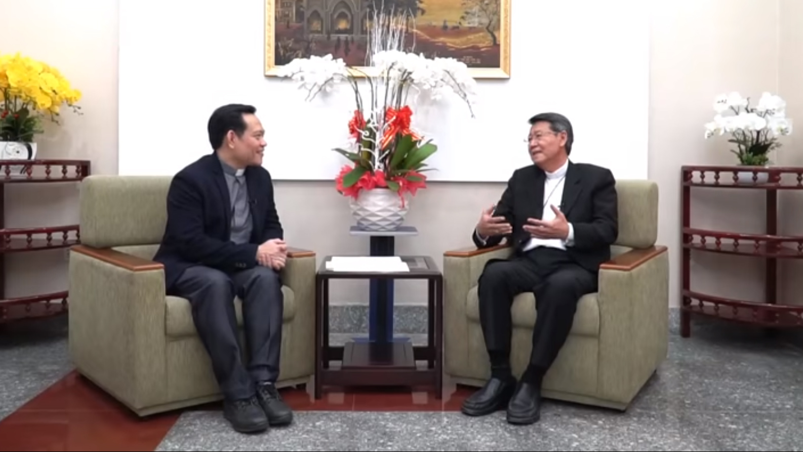 PHỎNG VẤN ĐỨC CHA PHÊRÔ NGUYỄN VĂN KHẢM